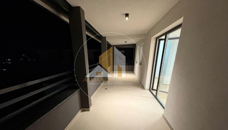 Apartament cu 4 camere decomandat, mobilat în Nord-Vest