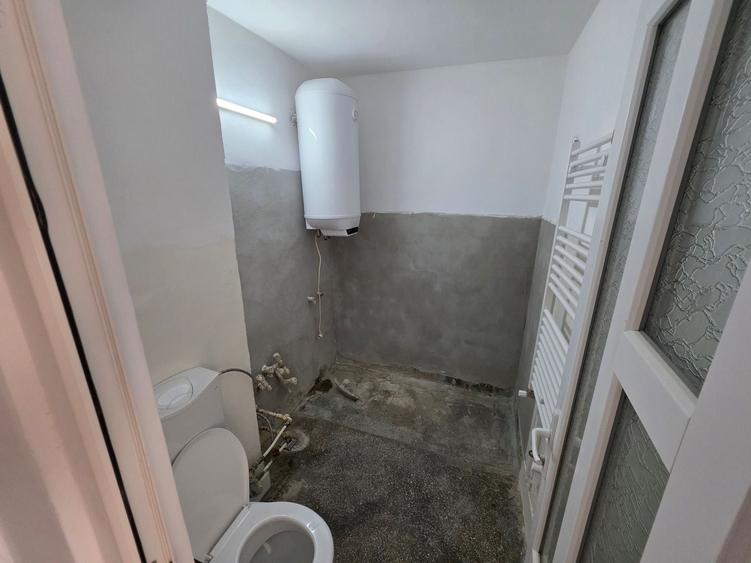 Garsonieră semidecomandată în Far