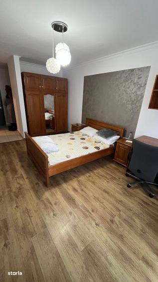 Garsonieră decomandată, mobilată în Florești