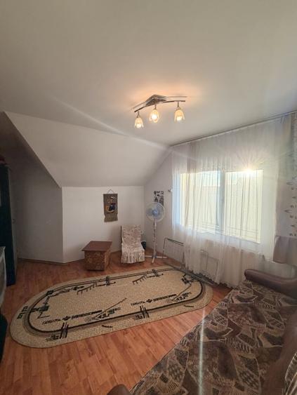 Casă individuală cu 5 camere cu Garaj în Mocira