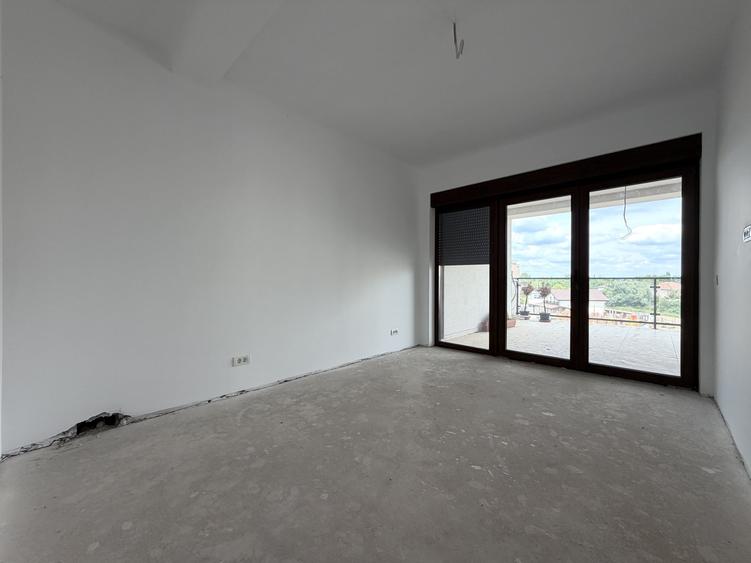 Penthouse 3 Camere, 67mp utili, 32mp terasa, etaj 3, bloc nou - Giroc - 4