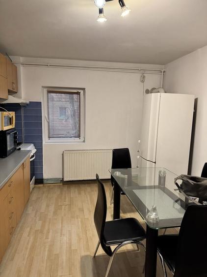 Apartament cu 2 camere semidecomandat în Aradului