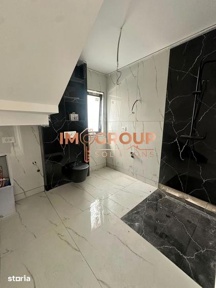 Casă cu 4 camere cu Teren 280 Mp în Păcurari