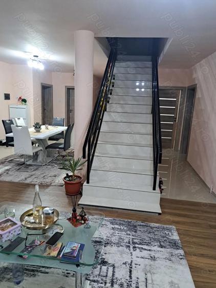 Vand casa locuibila la Costeiu - 4