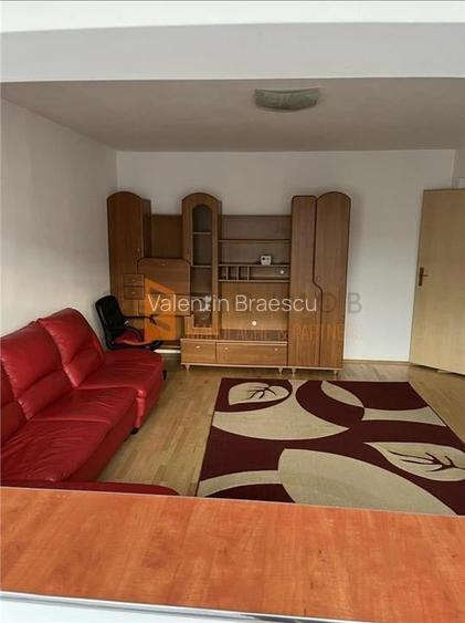 Apartament 2aP1mere ce?decomandat  zona 1 Decembrie 1918