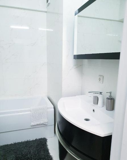 Garsoniera de inchiriat in zona Vacare?ti - 4