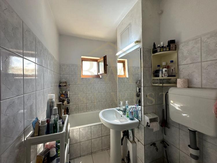 Apartament 3 camere, 2 bai, etaj intermediar, Dambovita - 9
