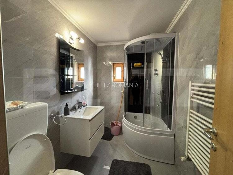 Apartament de vanzare, cu 2 camere, 54 mp, cartier Bradet