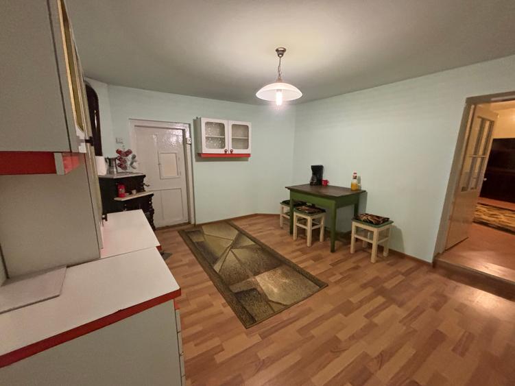 Vand casa la curte comuna Traian 90000 euro - 5