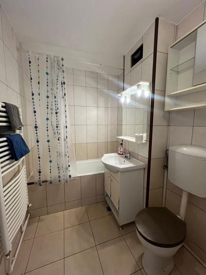 Apartament 2 dormitoare- spatios, zona centrala, etaj intermediar, cu parcare - 3