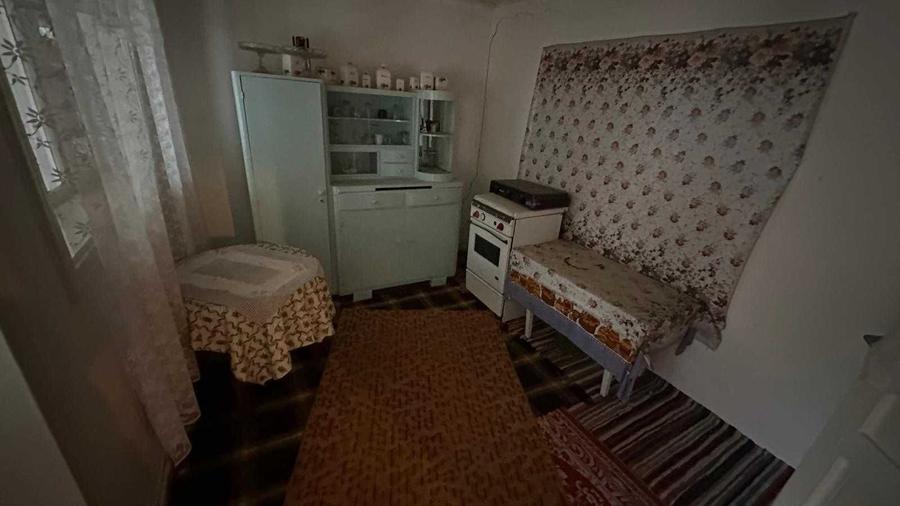 Casa de vanzare in Dumbraveni,jud. Succeava - 5