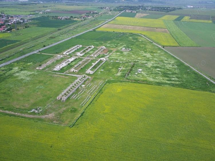 Teren intravilan industrial parc industrial locare relocare productie. 10,6 HA - 1