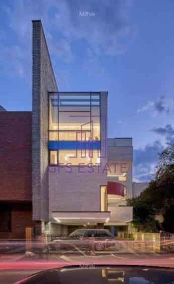 Inchiriere Apartament 3 Camere Aviatiei|Centrala|Parcare - 1