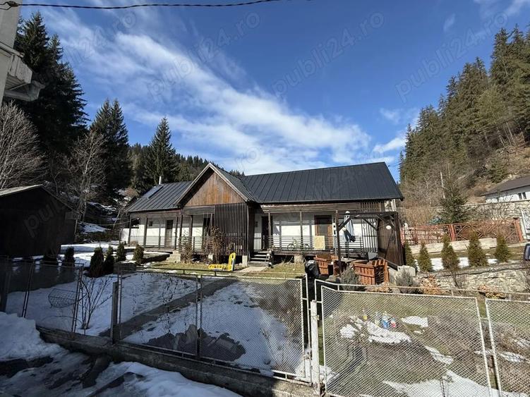 Vand casa statiunea Borsec - 2