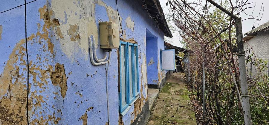 Vand casa batraneasca renovabila in Giurgiu,com Stanesti,sat Stanesti, curte 582 mp. - 1