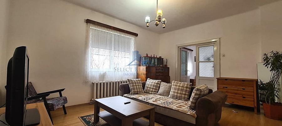 Apartament la casa + curte \ inchiriere \ Sibiu - 1