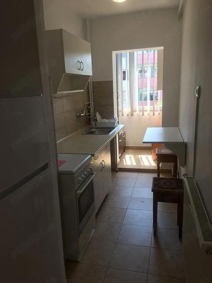 Proprietar, inchiriez garsoniera in Tudor, str. Viitorului - 1