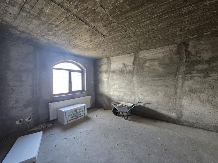 Casă pe platou, liniște și natură – Boțești, Argeș - 5