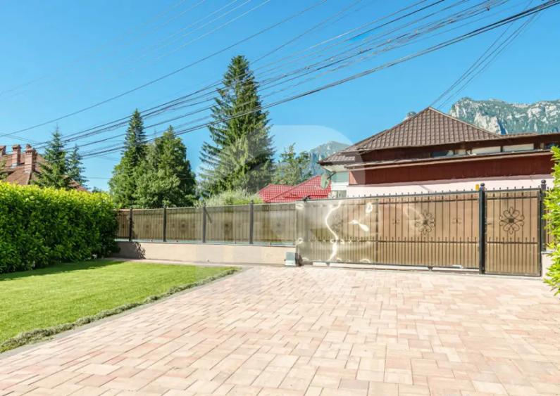 Vila de vanzare in Bu?teni 8 dormitoare, vedere dire - 17