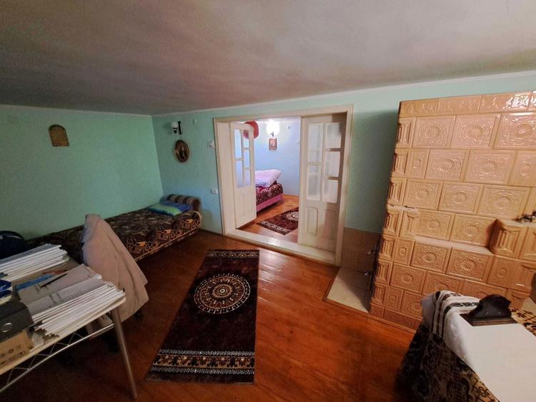 Casa de vanzare + spatiu comercial - comuna Pojorata- Centru - 8