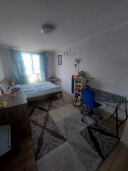 Apartament -5 camere -decomandat-Zona Fundeni - 9