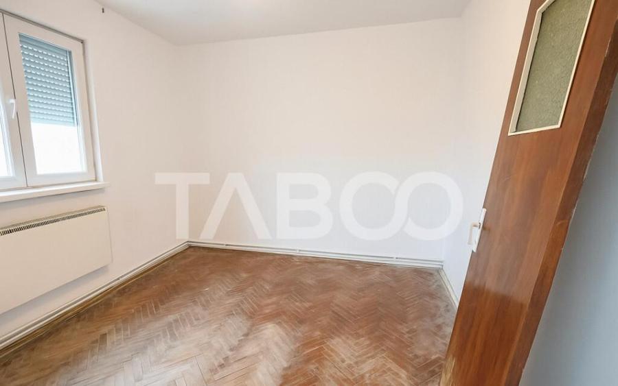 Apartament cu balcon 2 camere si pivnita zona Mihai Viteazul - 3