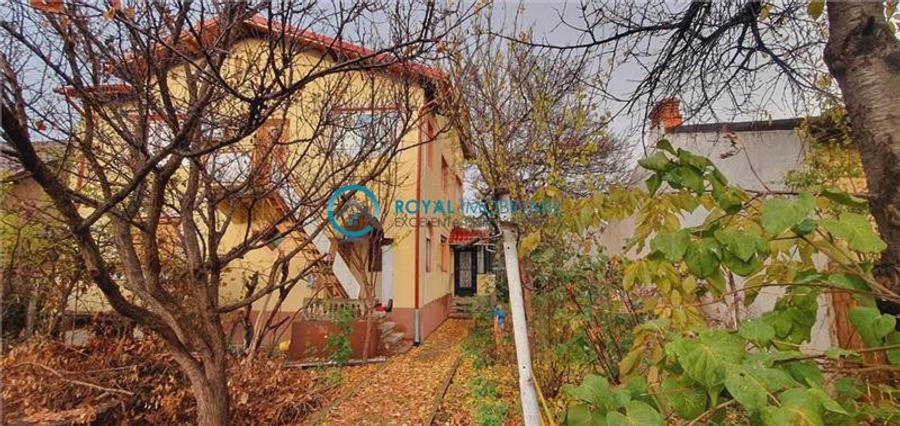 Royal Imobiliare - Vanzare Casa in zona Sud - 2