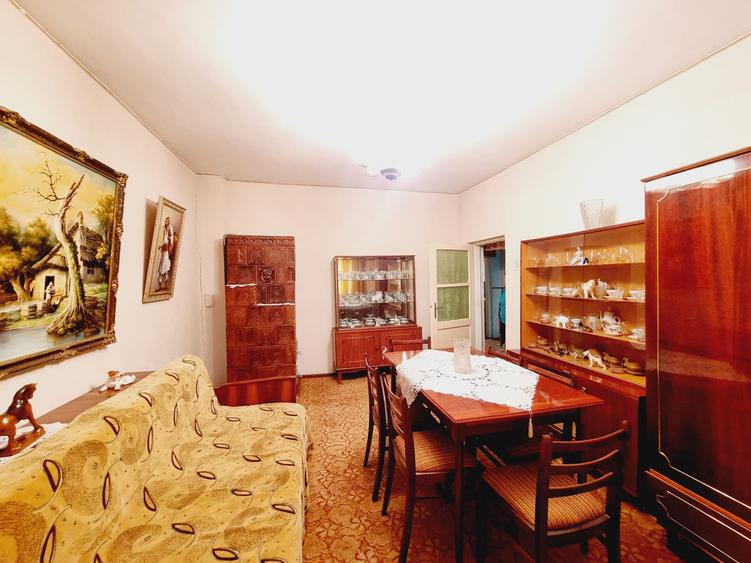 Casa din caramida zona Bariera st- 282 mp - 1