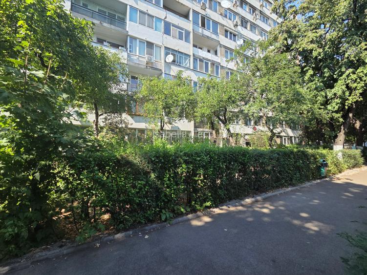 Dr.Taberei 34-Ap 3 camere-Bloc stradal/Metrou Dr.Taberei 34-Ap 3 camere-Bloc stradal/Metrou