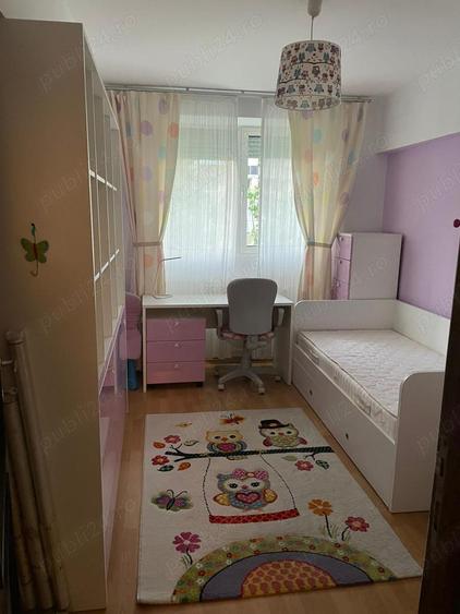 Inchiriez apartament 3 camere - 4