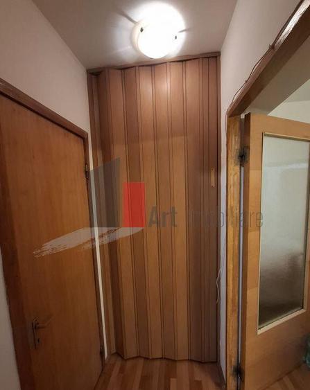 Apartam 3 camere, SD, et.9/10, Pia?a Salajan - 5