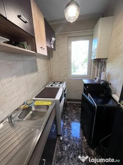 Apartament 3 camere,etaj 1,zona Alexandru Cel Bun-Minerva;impecabil - 2