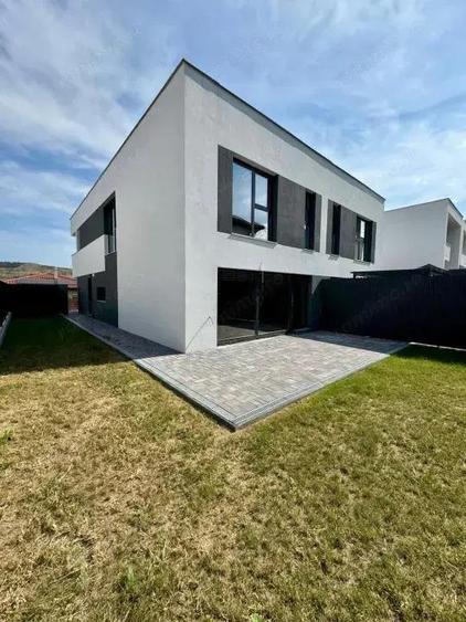 Duplex 4 camere de vanzare Chinteni, Cluj - 2