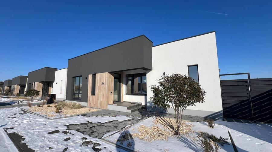 Complex de vile -Domesti - 1