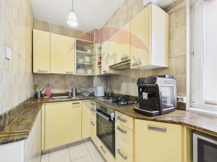 Apartament 3 camere superb cu loc de parcare si boxa Unirii - 6