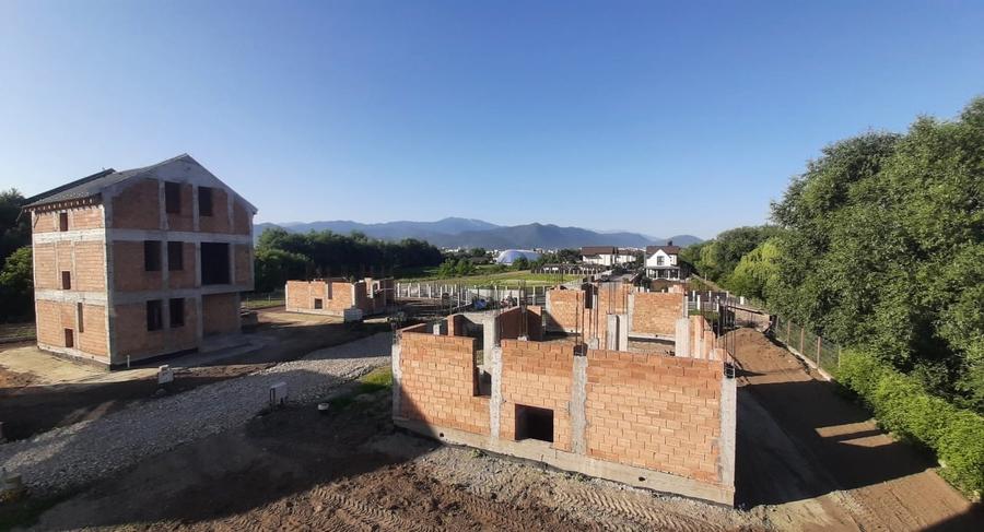 Case Individuale - Beci Parter Etaj Masarda Bartolomeu Str. Linii - 5