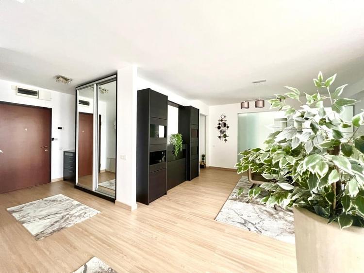 NOU / DEOSEBIT / TERASE GENEROASE / COMPLET MOBILAT SI UTILAT - 10