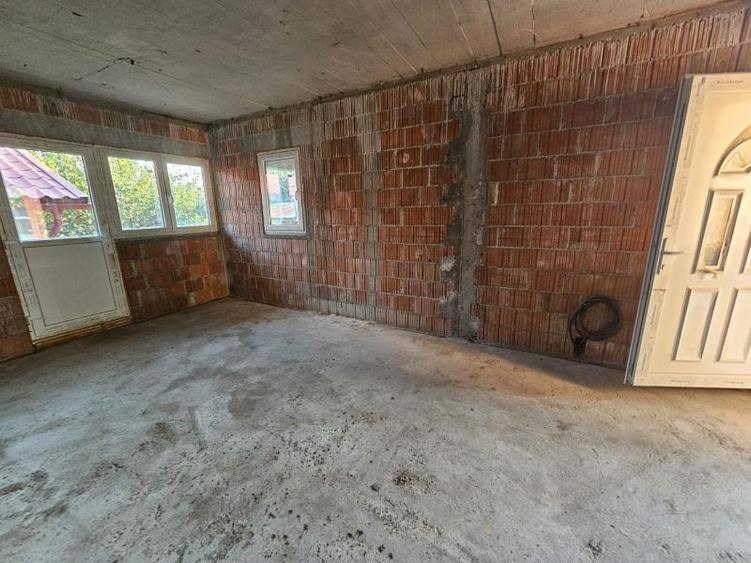 Ciorogarla CENTRAL Casa la Rosu 5Cam+2Bai+3Balc Teren 516mp Intabulata - 10