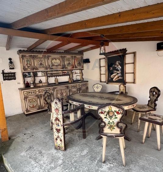 Reședință cu farmec aparte în inima Cisnădioarei - 11