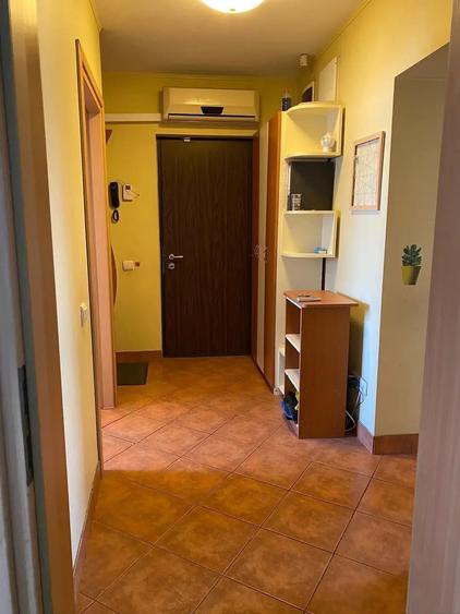 3 camere 13 septembrie sebastian bloc din 1990 hol H - 4