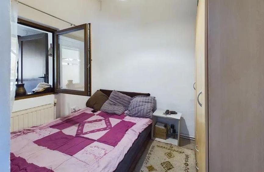 Cind apartament curte comuna! Arad - 4