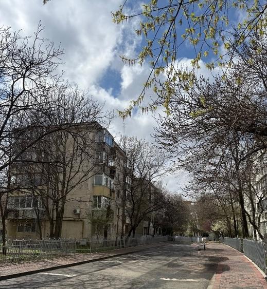 București Mall, et. 3/4, 2 balcoane, PARTICULAR, stradă verde, liniștită - 1