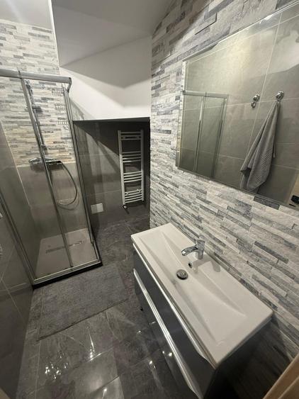 Apartament de închiriat, 3 camere, 55 mp, Piața Mihai Viteazul - 9