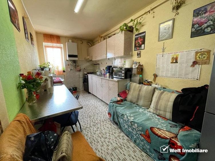 Apartament 2 camere, decomandat, parcare exterioara, cartier Iris - 1