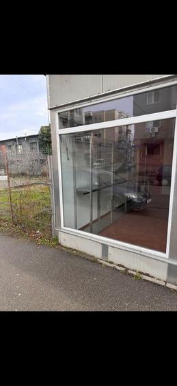 Inchiriez spatiu comercial zona pacea - 5