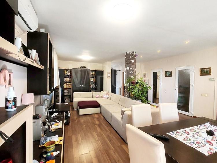 Casa 6 camere de vanzare in Episcopia Bihor Oradea, Oradea - 1