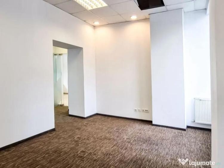 Zona P-ta Unirii P+M 195 mp trafic intens - 1