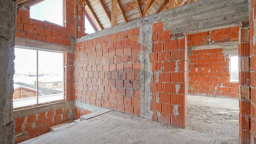 COMISION 0%| Casă individuală | 2 garaje | 192 mp utili | 847 mp teren - 42