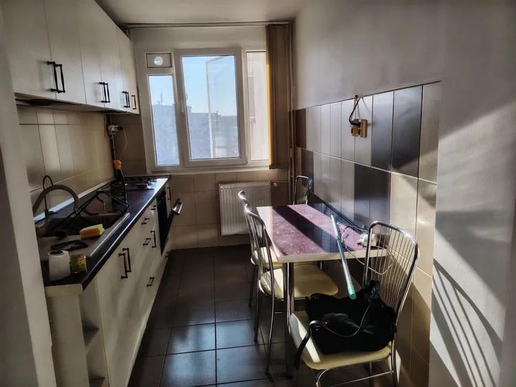 Apartament 3 camere, 72 mp, semidecomandat, ac, balcon, zona Titan - 5