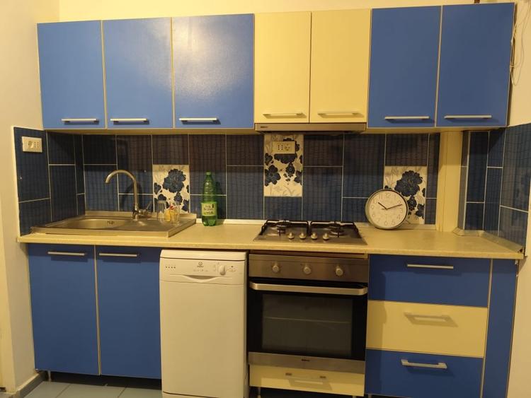 Apartament 2 camere decomandat cu balcon - parcare -  Drumul Fermei - 5